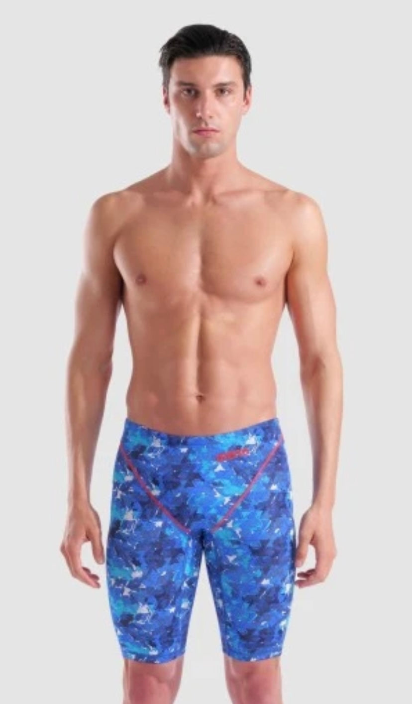 Arena St Men’s (suitable for under 13s)