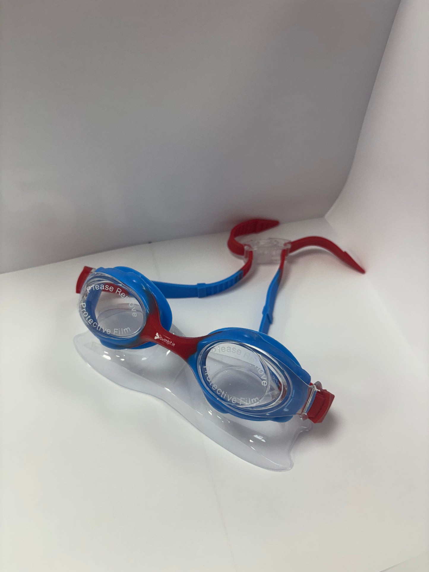Swimkit Stinger goggles (junior)